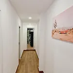 Amazing New With 4 Bedroom In Vistas *