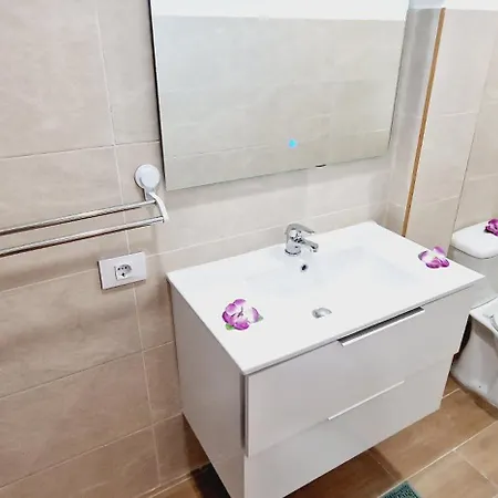Amazing New With 4 Bedroom In Vistas בית נופש Guincho (Tenerife)