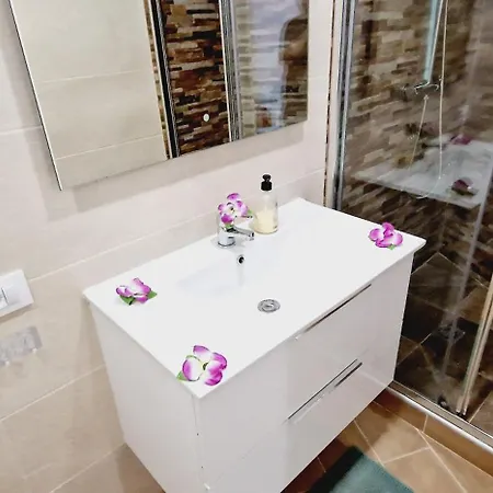 בית נופש Amazing New With 4 Bedroom In Vistas Guincho (Tenerife)
